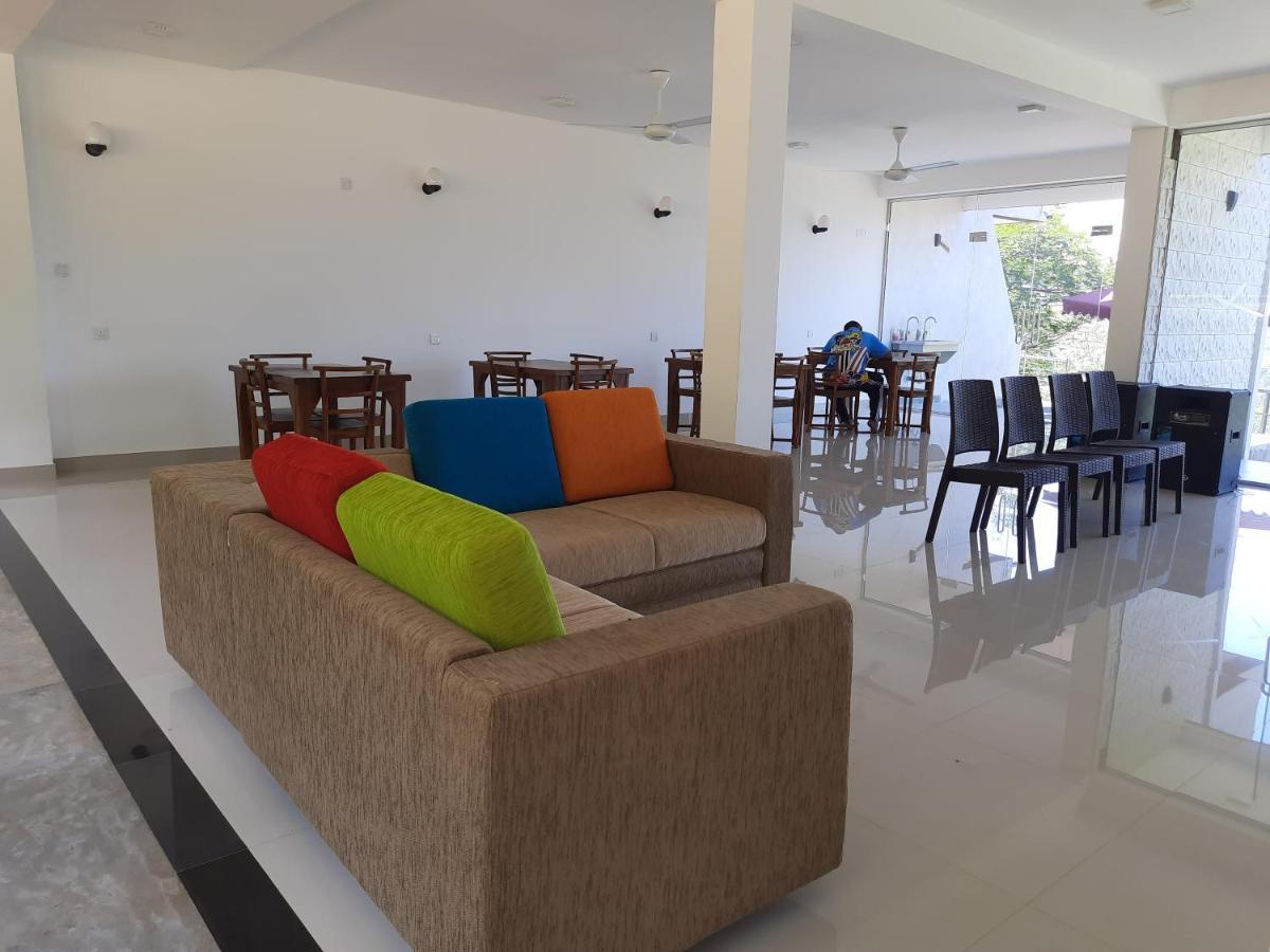Terrace Cinnamon View 拉特纳普勒 外观 照片