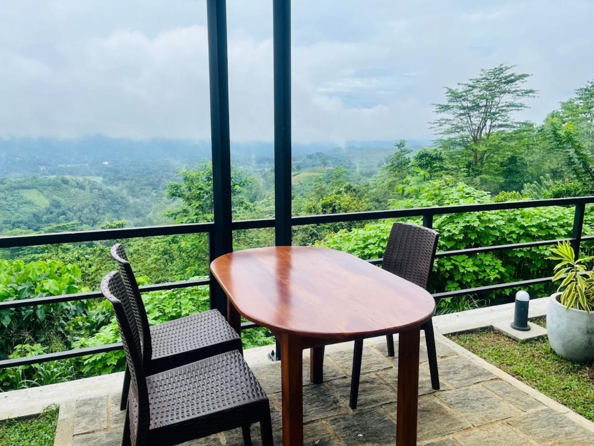 Terrace Cinnamon View 拉特纳普勒 外观 照片